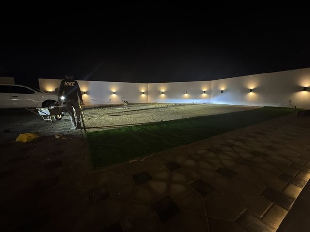 Garden and boundary wall lighting