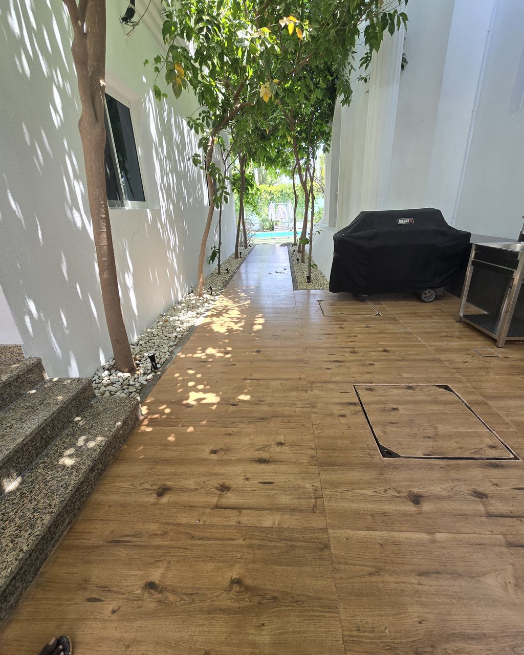 After: Wood-look tiles for a garden path